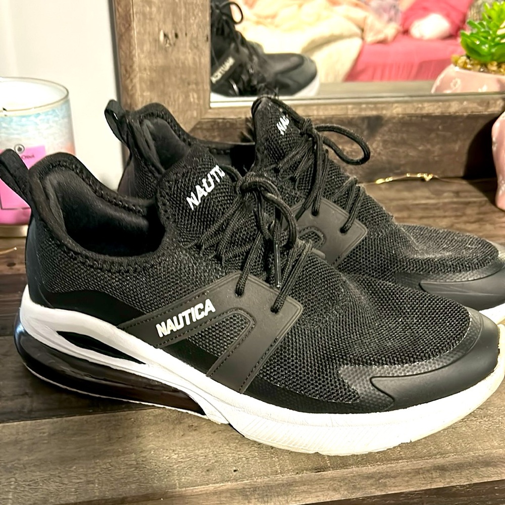 Nautica Sneakers